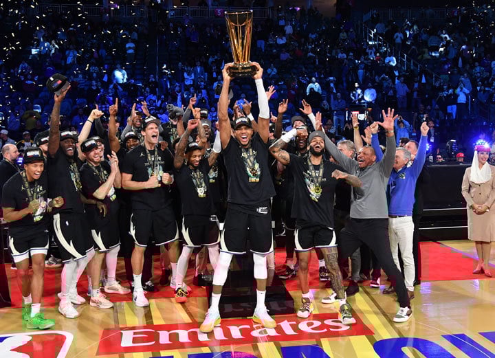 야니스 안테토쿤포, 벅스