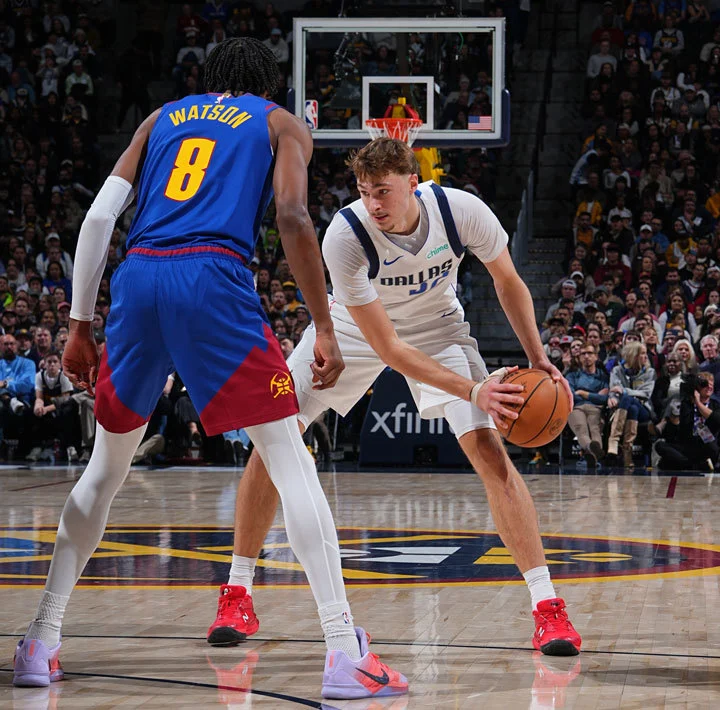 페이튼 왓슨, 쿠퍼 플래그