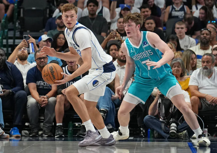 쿠퍼 플래그, 콘 크뉴펠