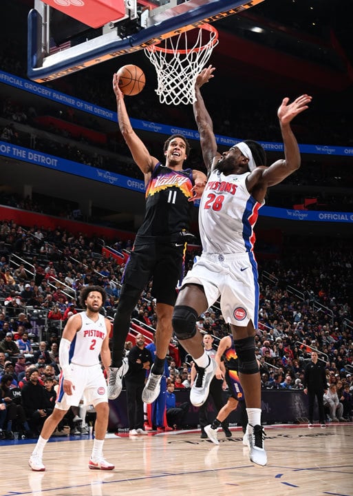 오소 이고다로, 이사야 스튜어트