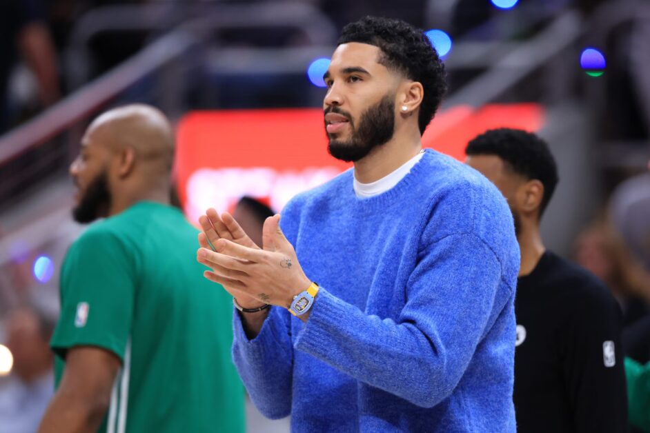 The Athletic: Jayson Tatum의 아킬레스건 회복은 한 시간 동안의 운동으로 계속됩니다.