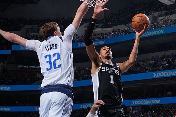 쿠퍼 플래그, 빅터 웸반야마