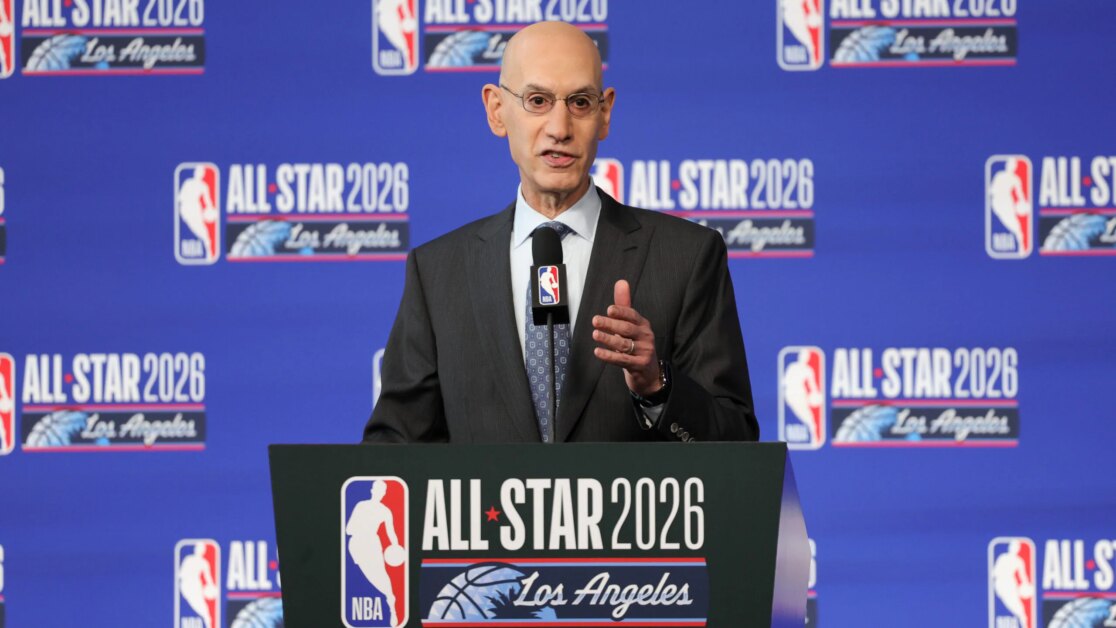 NBA 커미셔너 아담 실버(Adam Silver)가 토요일 올스타전에서 다양한 주제를 다루었습니다.