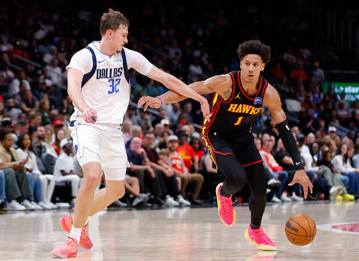 쿠퍼 플래그, 잘렌 존슨