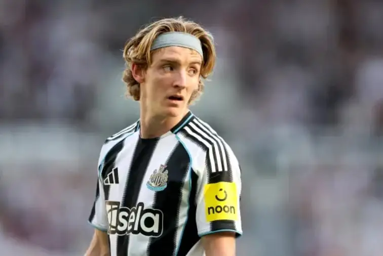 EPL 이적 뉴스: 앤서니 고든 최신, 훌만드에서 맨유로 이적 등