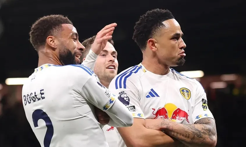 프리미어리그 요약: 리즈, 45년 만에 올드 트래포드에서 다시 우승